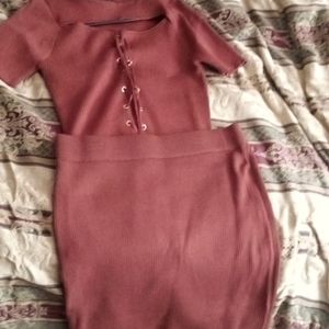 Crop-Top Cut Front Outfit